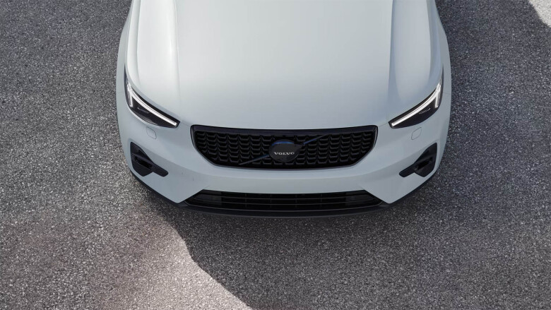 Volvo XC40 2.0 B4P Ultra Black Edition 5dr Auto Petrol Estate